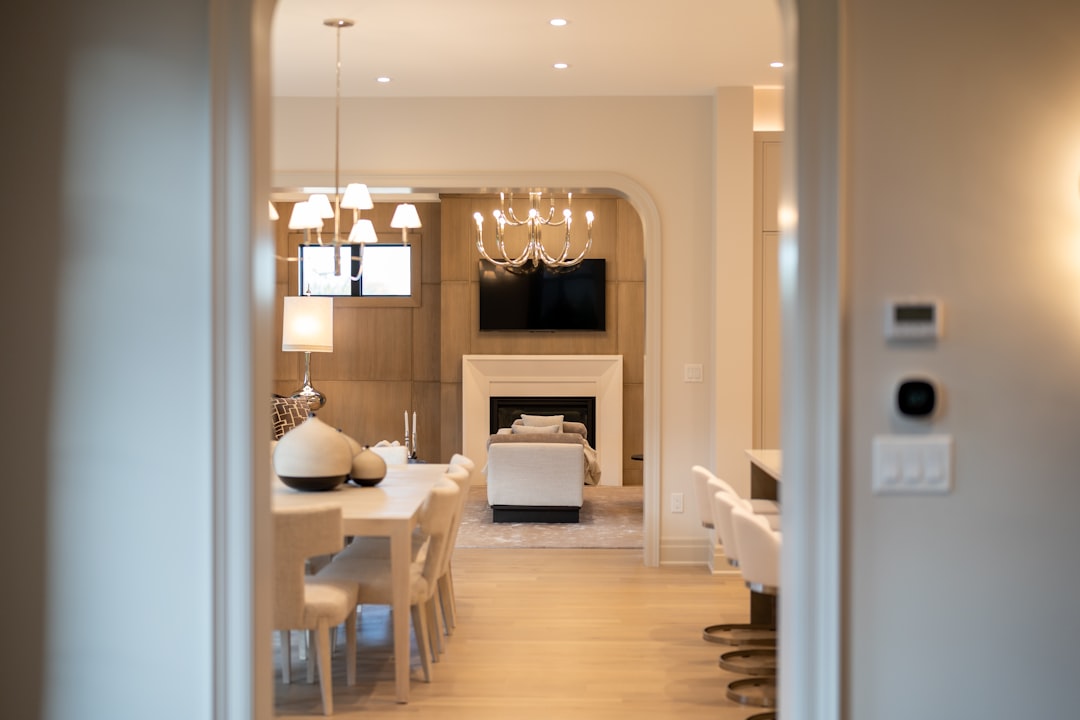bright-modern-open-concept-living-and-dining-room-eo3loi4ipo4